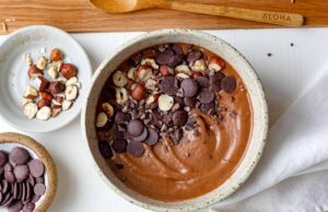 This Chocolate Hazelnut Smoothie Bowl Recipe Boosts Sleep